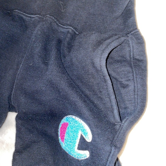 Champion Reverse Weave Black Towel Logo Joggers - Picture 4 of 6